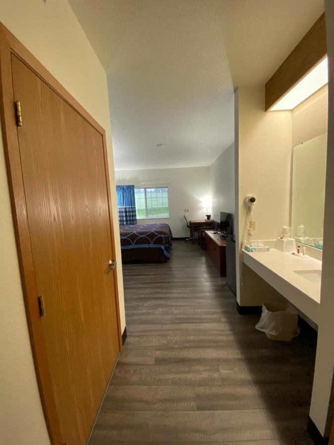 Super 8 By Wyndham Ida Grove Hotel Buitenkant foto