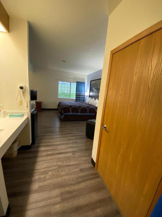 Super 8 By Wyndham Ida Grove Hotel Buitenkant foto